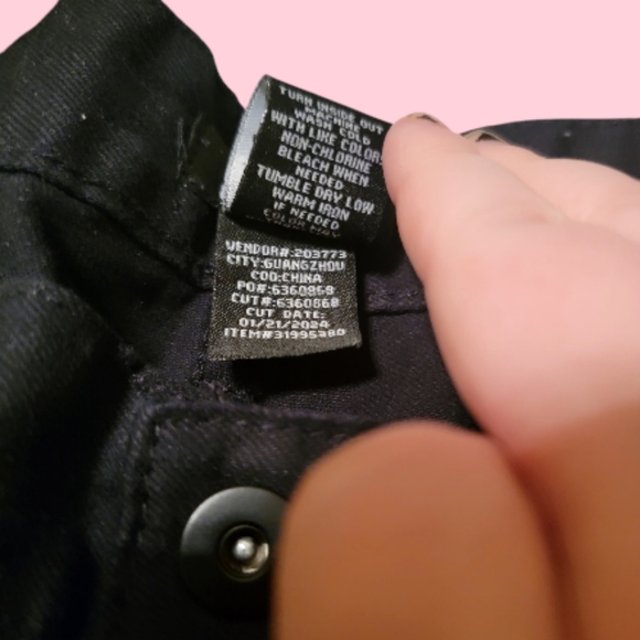 Hot Topic Social Collision Goth Black Skull Patch Wide Leg Jeans 30Wx32L - Picture 11 of 14